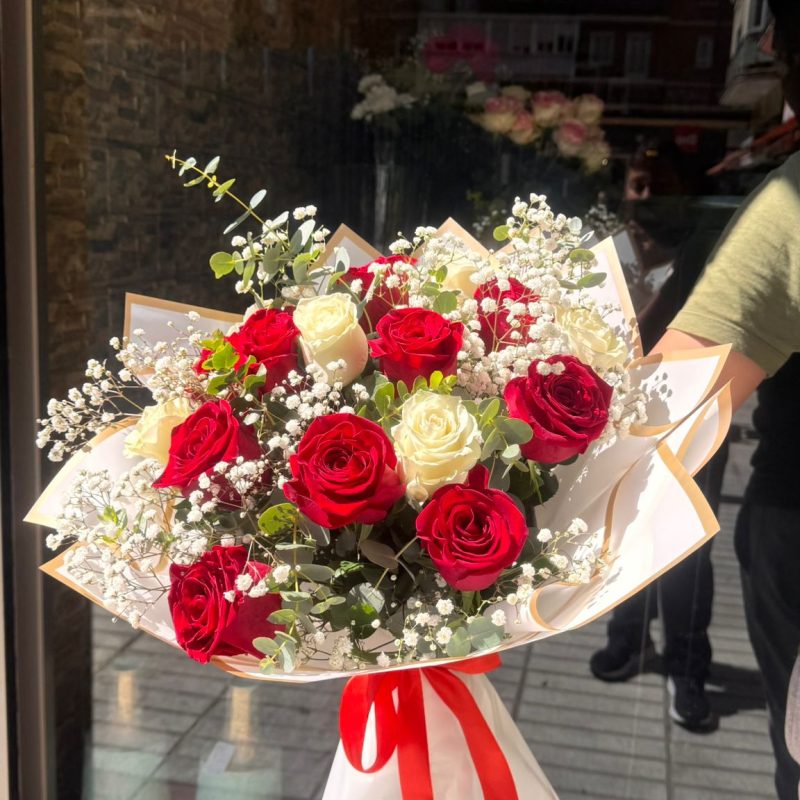 Ramo de Rosas Amor Eterno